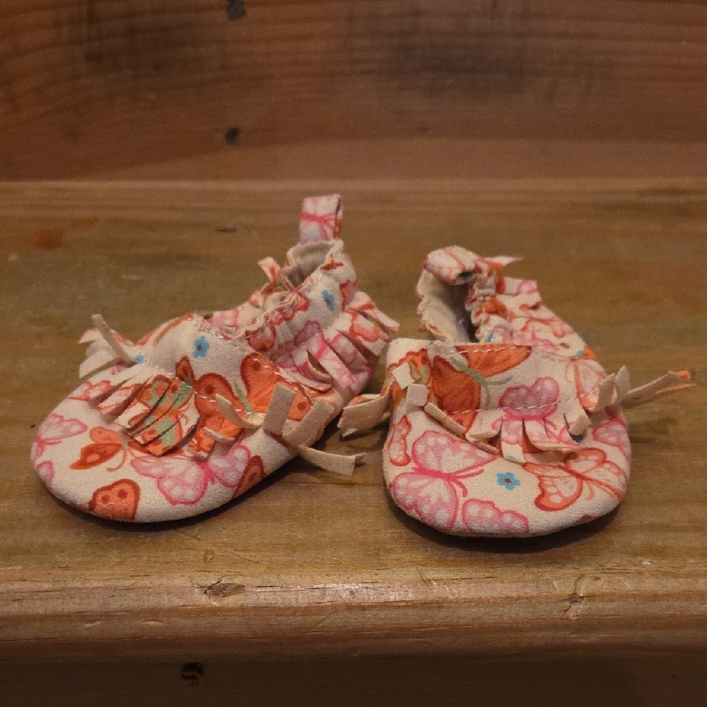 Harper Canyon Pink and Orange Kids Moccasins